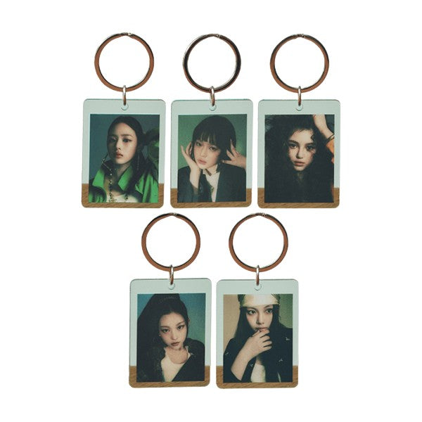 NewJeans - Acrylic Photo Keyring [How Sweet Official MD] - K PLACE