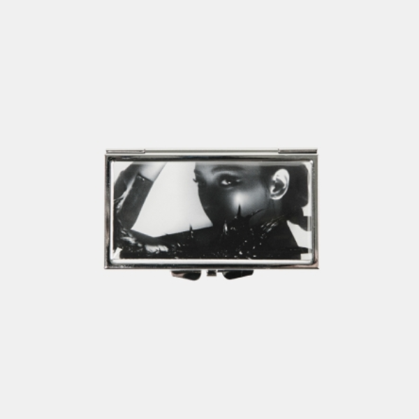 aespa Metal Case 2026 aespa Week MAKE IT LEMONADE Official MD - KARINA Ver - main image