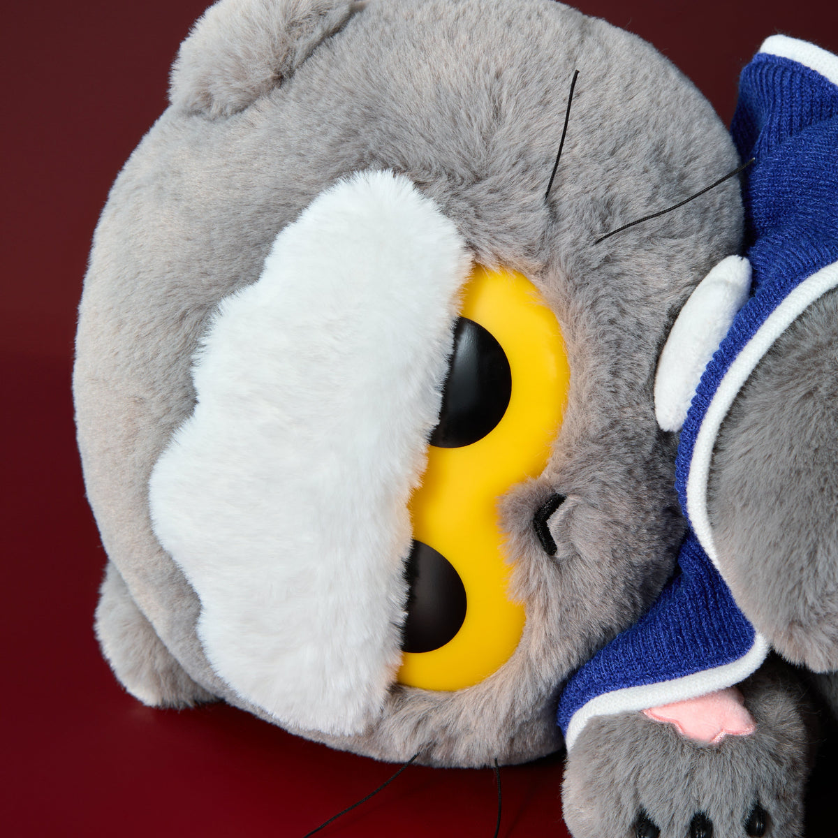 G-DRAGON ZOandFRIENDS ZOA Medium Plush ZOAful Days POP-UP - Main Image 3
