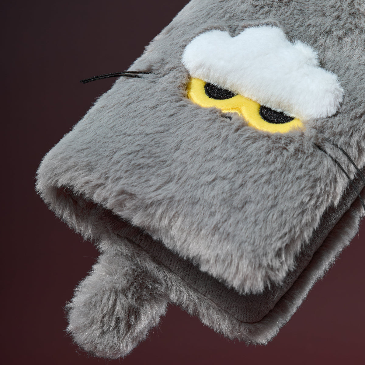 G-DRAGON ZOandFRIENDS ZOA Passport Cover ZOAful Days POP-UP - Main Image 3