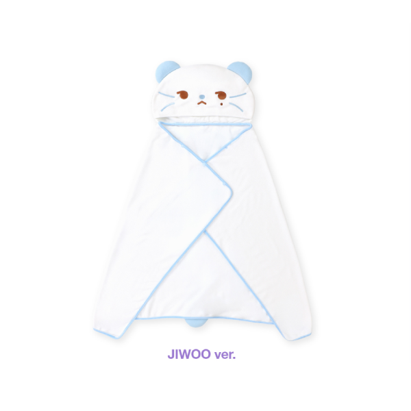 Hearts2Hearts Hoodie Blanket ICONIC HEART Official MD JIWOO Ver - main image