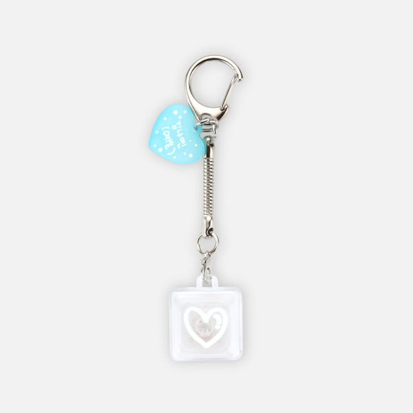 Hearts2Hearts Keycap Keyring The 1st Mini Album FOCUS Official MD - Main Image