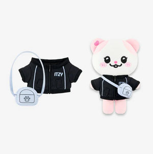 ITZY - TWINZY Original Plush Outfit Track Ver [The 4th Fan Meeting ITZY - TWINZY Original Plush Outfit Track Ver [The 4th Fan Meeting