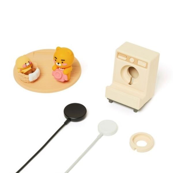 Kakao Friends Ryan & Choonsik Smart Watch Charging Stand - Laundry Image 
4