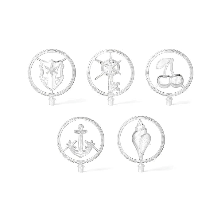 KATSEYE Official Light Stick Dream Charm - main image