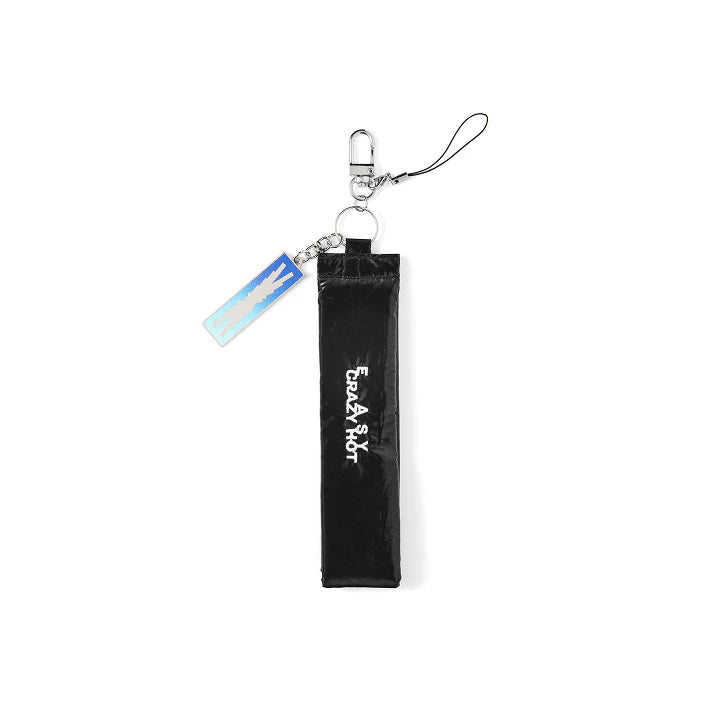 LE SSERAFIM Strap Keyring EASY CRAZY HOT 2025 TOUR Official MD - main image
