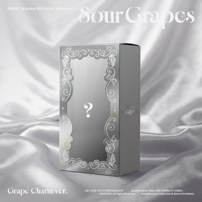 NiziU Sour Grapes 1st KR Mini Album Grape Charm Ver - main image