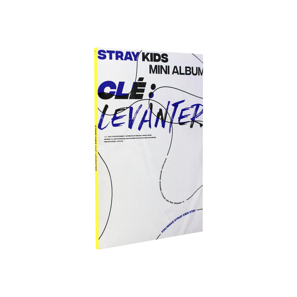 BUNDLE Stray kids cle: levanter retailer and miroh album set