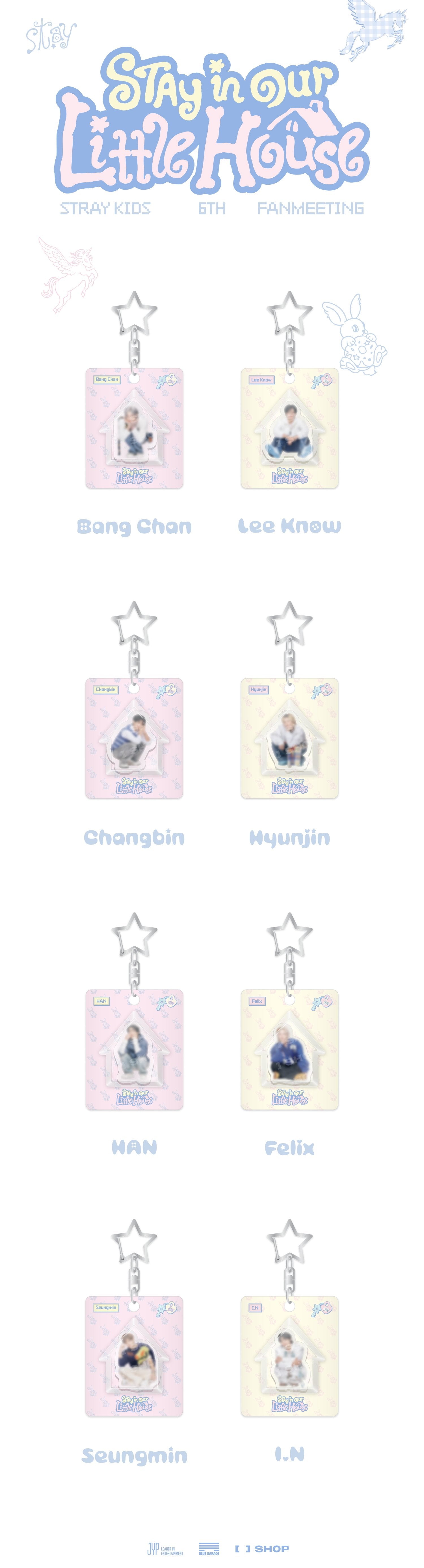 [PRE-ORDER] Stray Kids - Mini Block Keyring [6th Fanmeeting 'STAY in Our Little House' Official MD]
