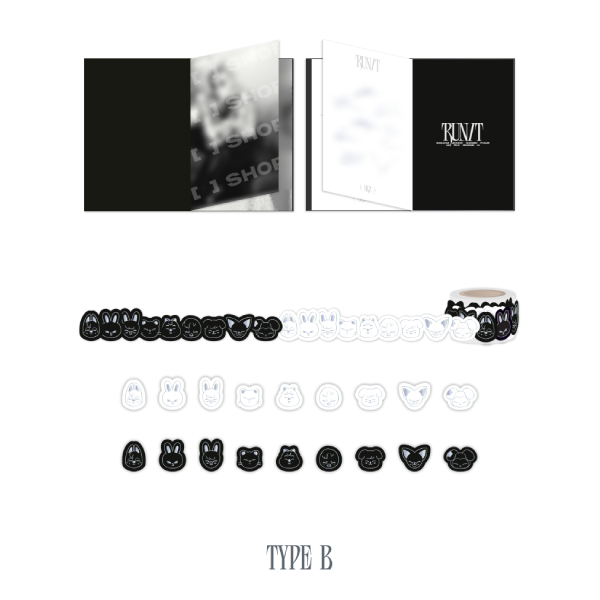 Stray Kids Postcard Book and Roll Sticker Set RUN IT World Tour Official MD TYPE B Ver - main image