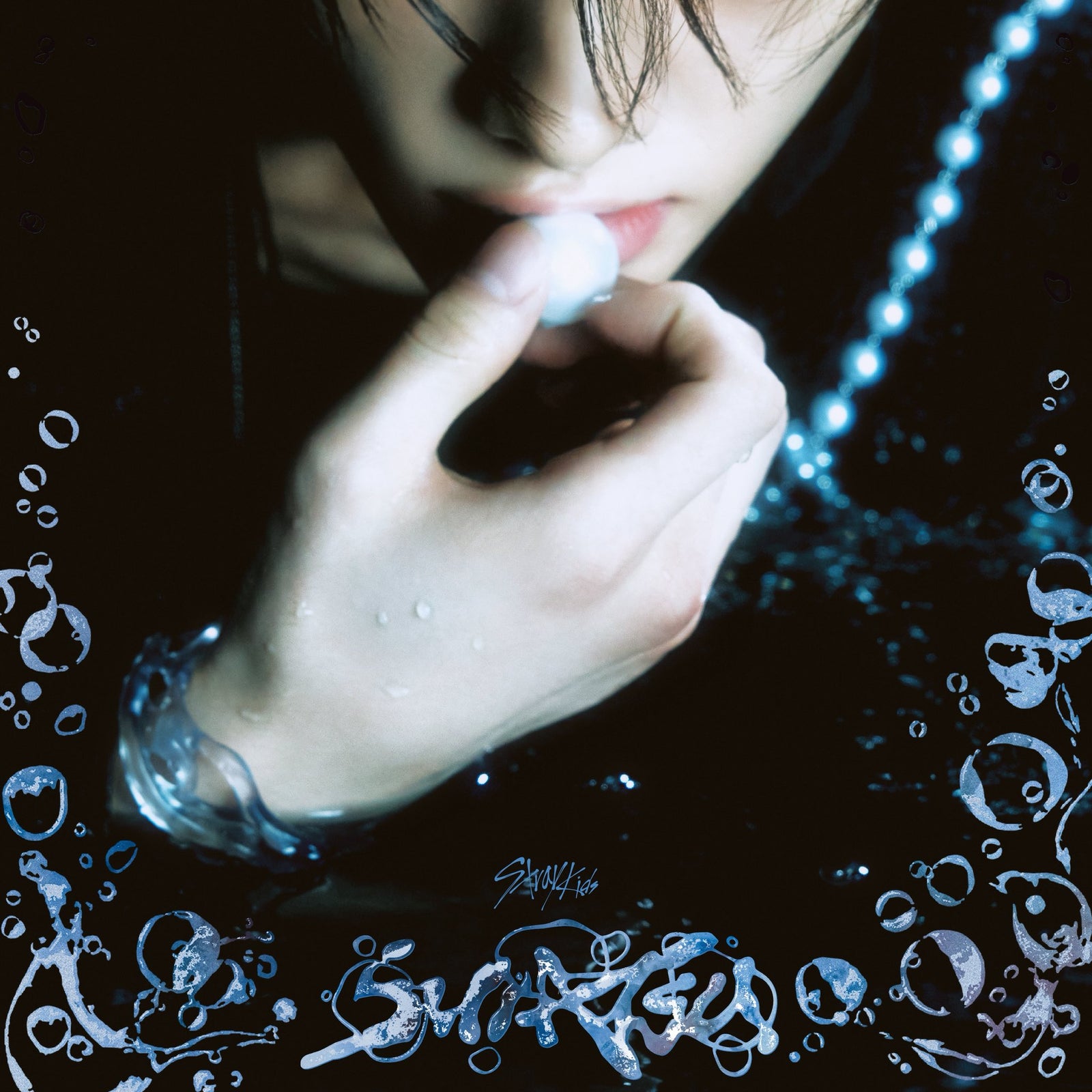 Stray Kids SUIATSU 4th JP Mini Album - Regular Edition - Main Image