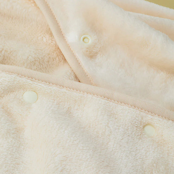 ZEROBASEONE Zeroni Fluffy Wonderland Hooded Blanket - hanini version main image 3